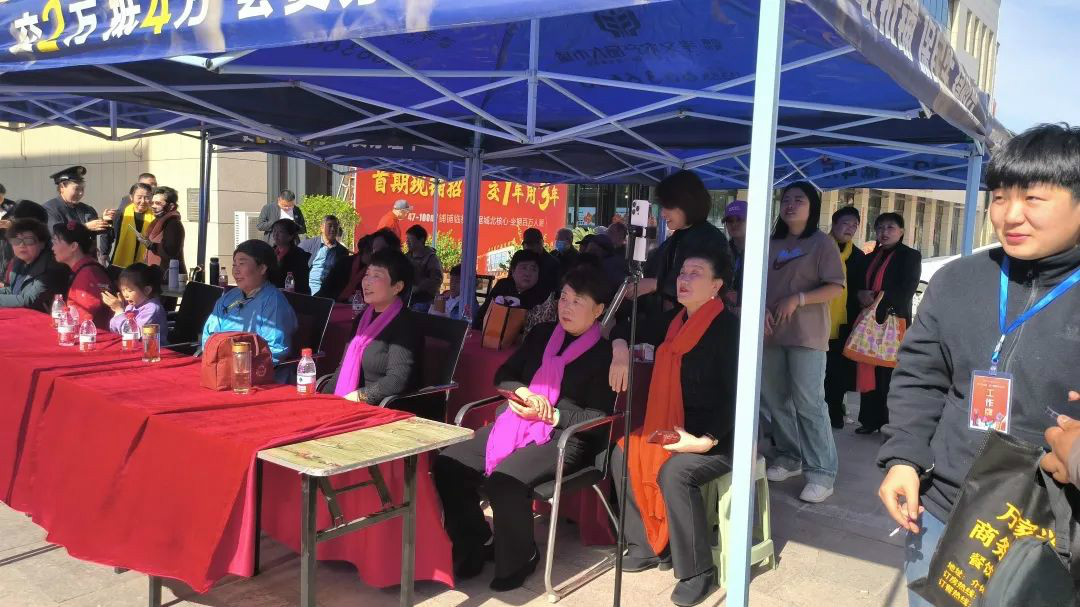 【孝義農(nóng)商城】暨【孝義老體協(xié)戲曲協(xié)會(huì)】非遺文化演出活動(dòng)圓滿成功！